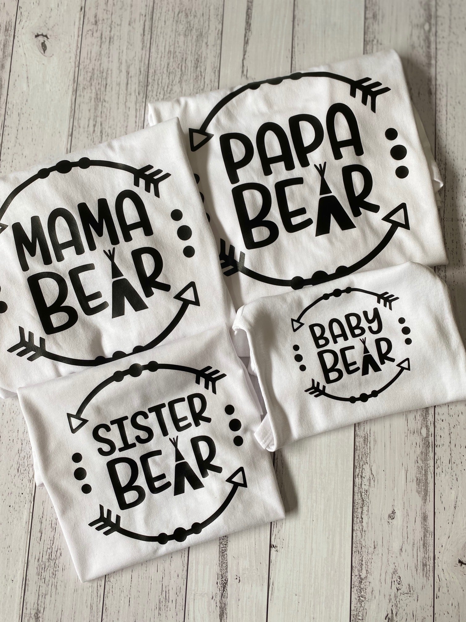 Mama Bear graphic t-shirt in family bear collection