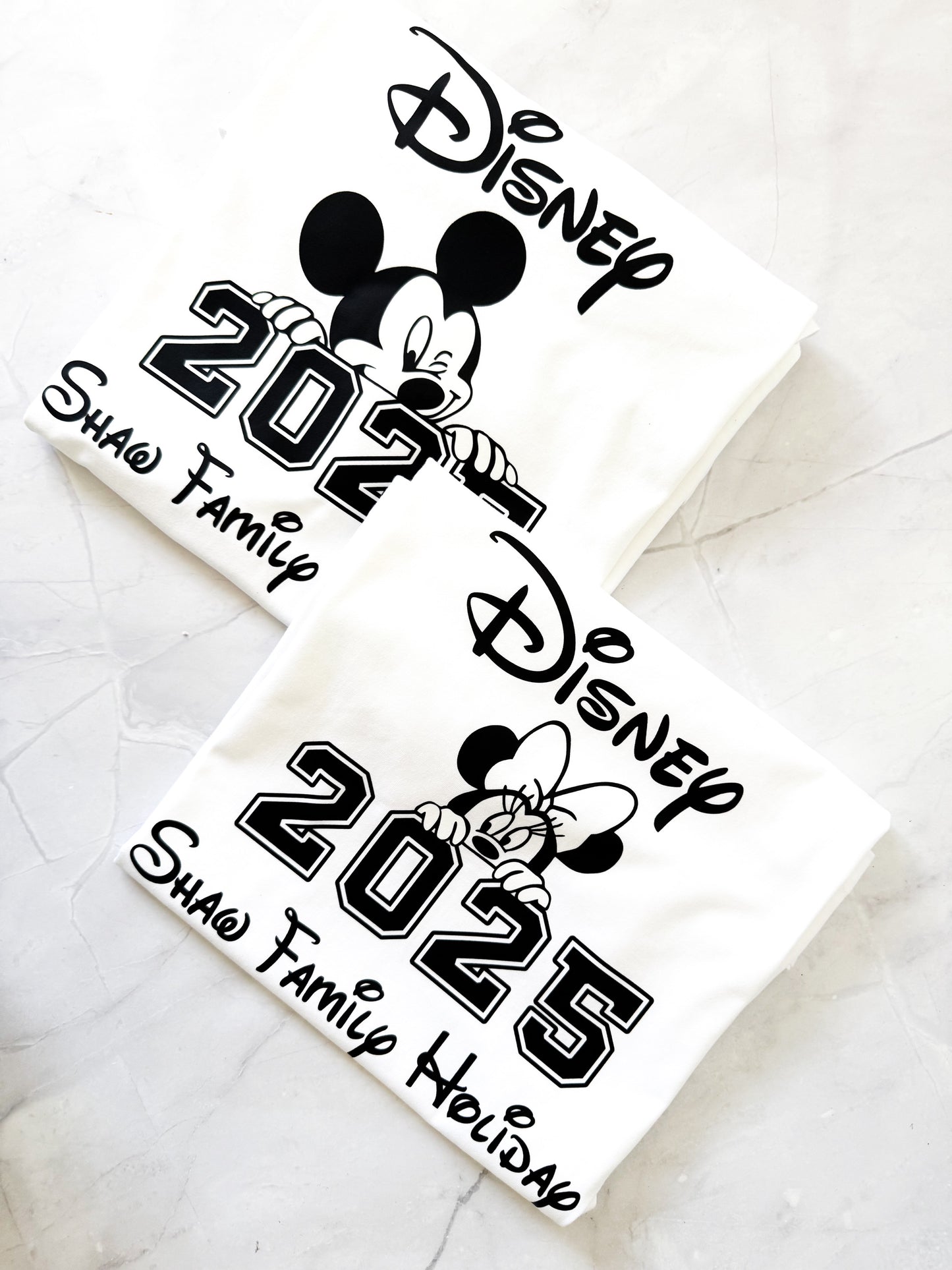 Disney Mickey and Minnie Club tee – soft cotton fabric close-up