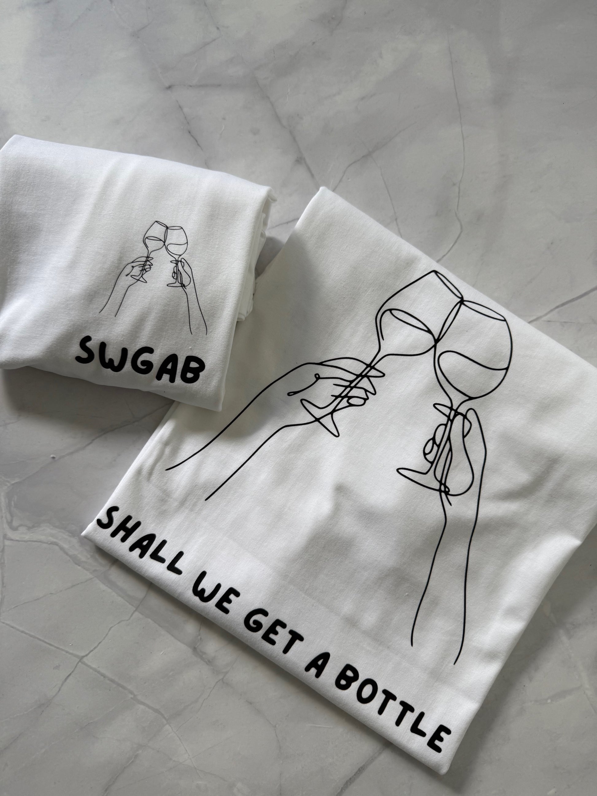  Personalised image and text shirt – create a one-of-a-kind t-shirt gift