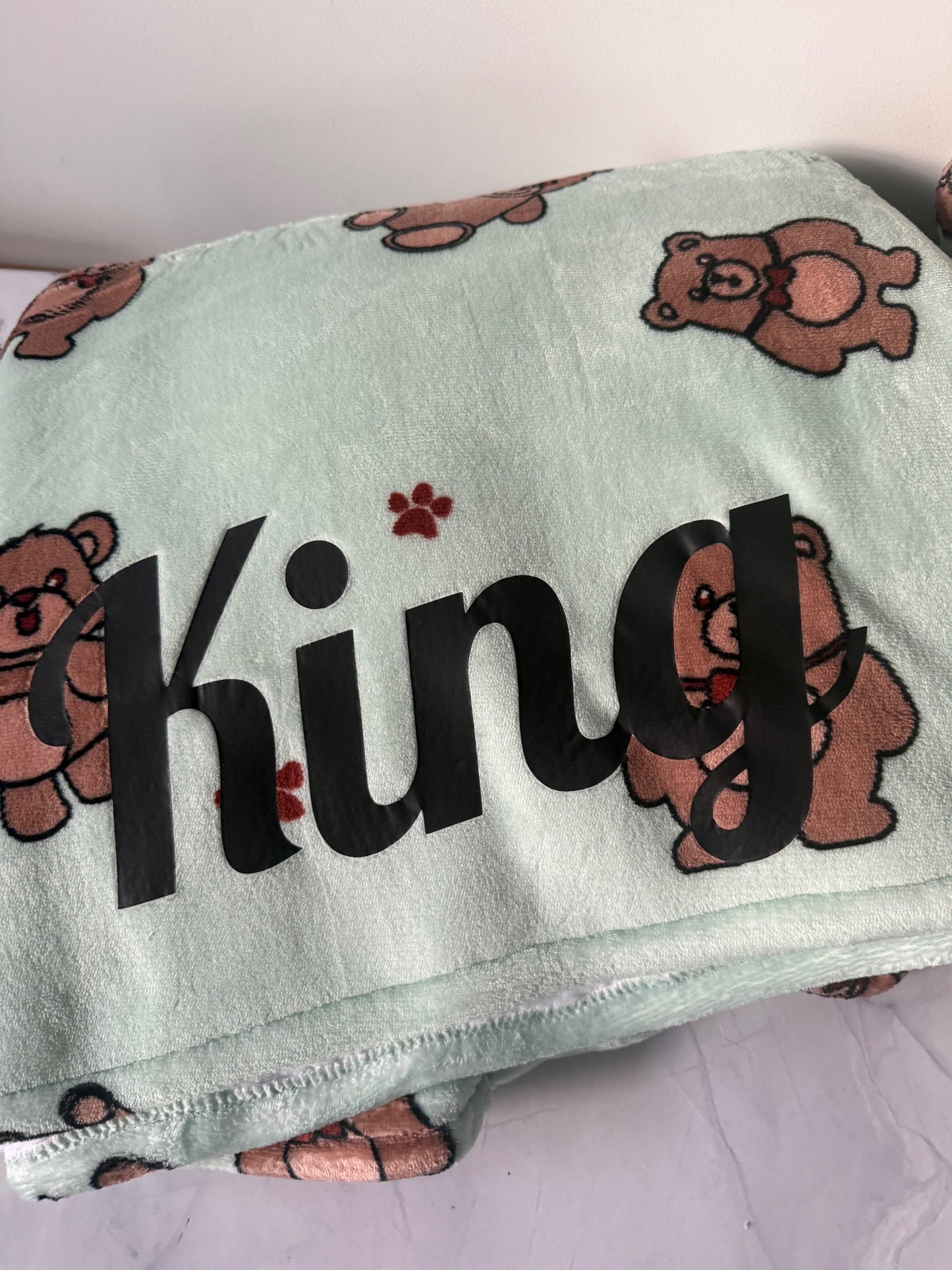 Oversized Wearable Blanket Hoodie – Plush & Personalised