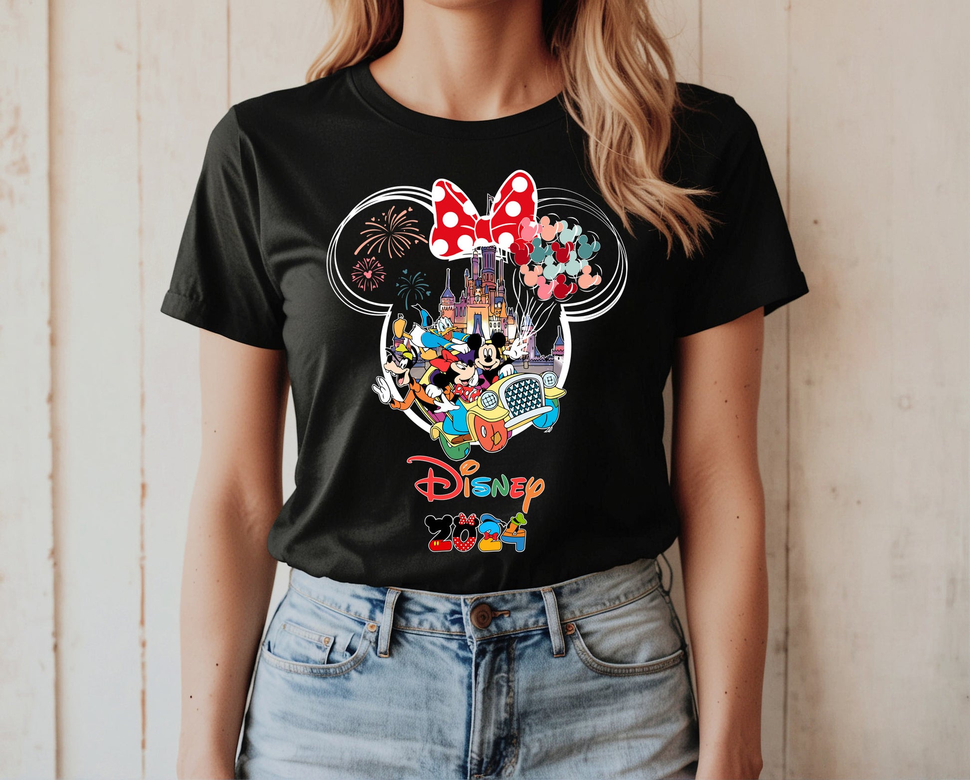 Dreamy Disney inspired t-shirt – Road to the Castle theme in relaxed fit